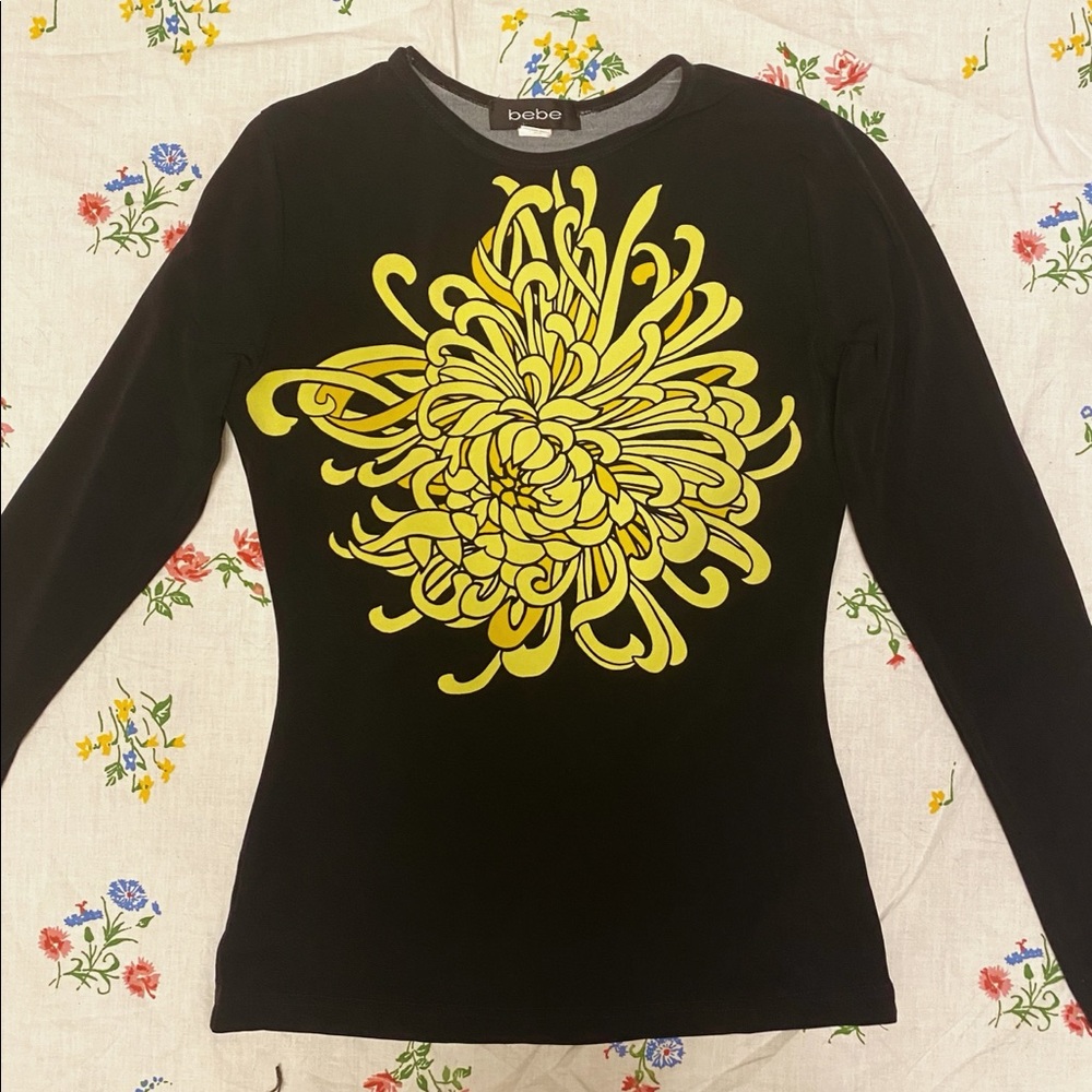 Y2K Bebe graphic yellow flower shirt